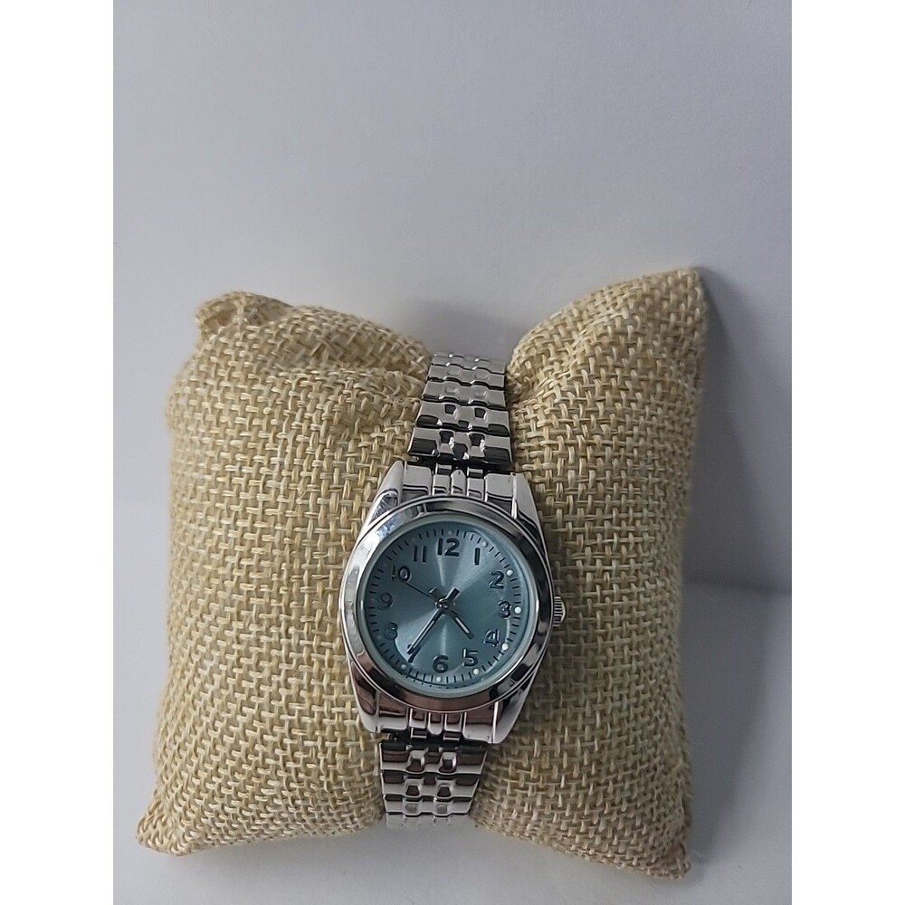 Vintage Silver Tone Analog Wristwatch Blue Dial Expansion Band Women's - Picture 2 of 13